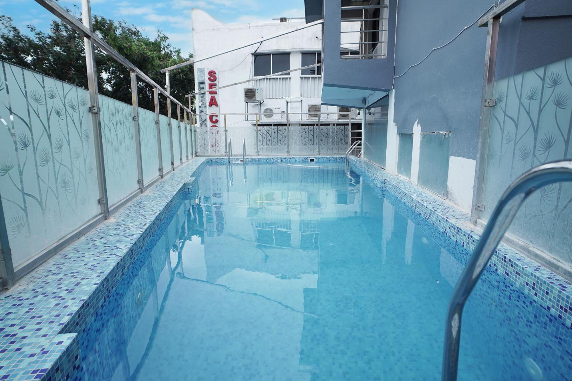 Hotel Marine Blue !! Beach Distance 50 Mts !! ディガ エクステリア 写真